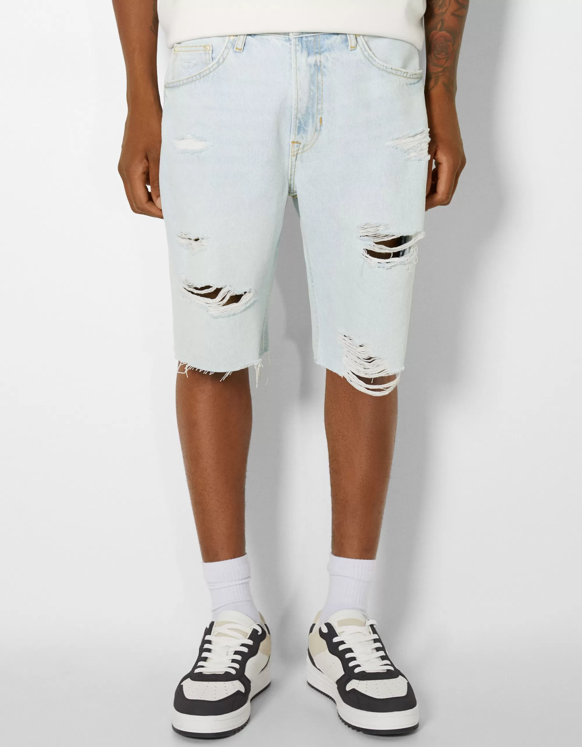 HOMBRE BERSHKA Bermuda denim rotos