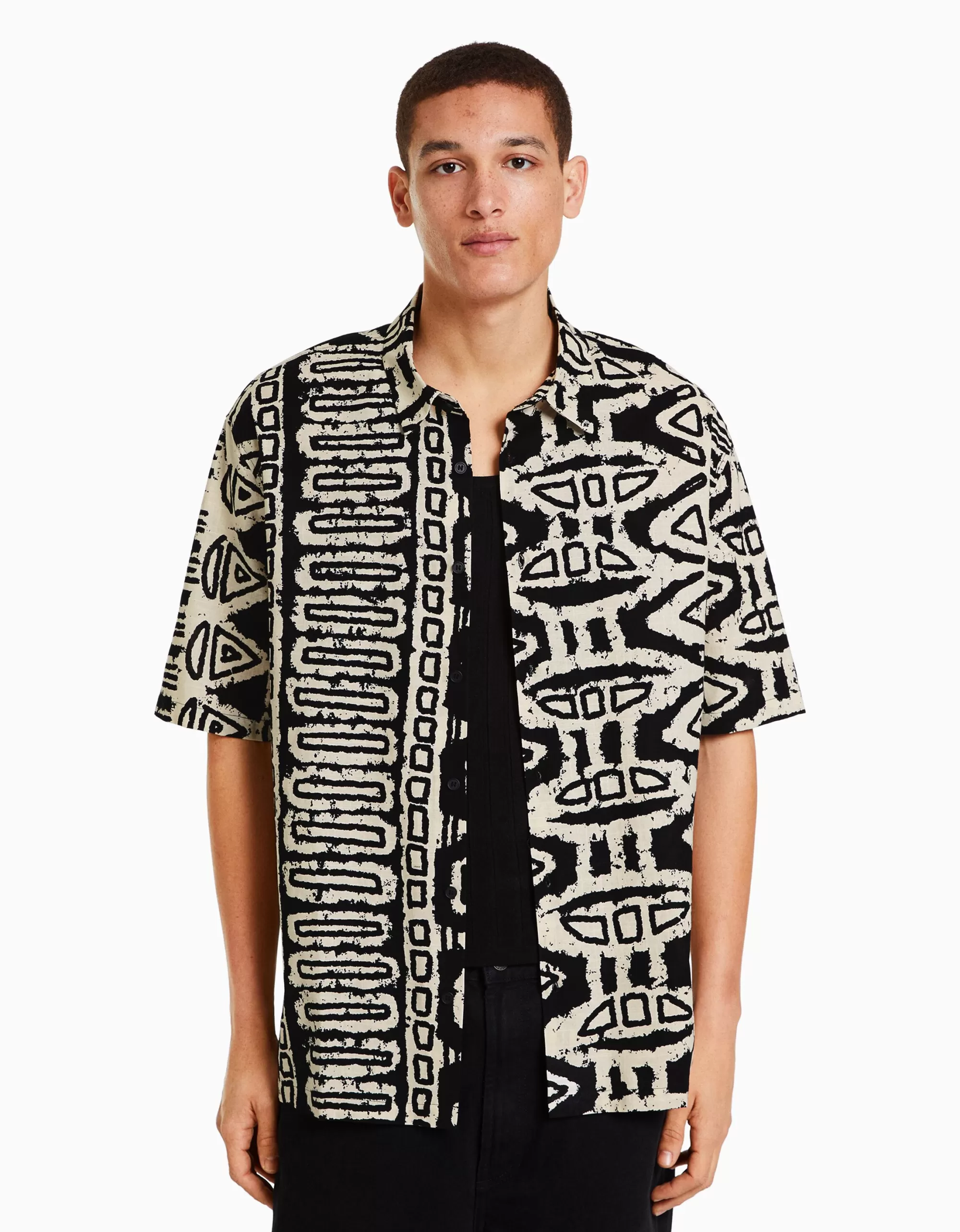 HOMBRE BERSHKA Camisa manga corta print