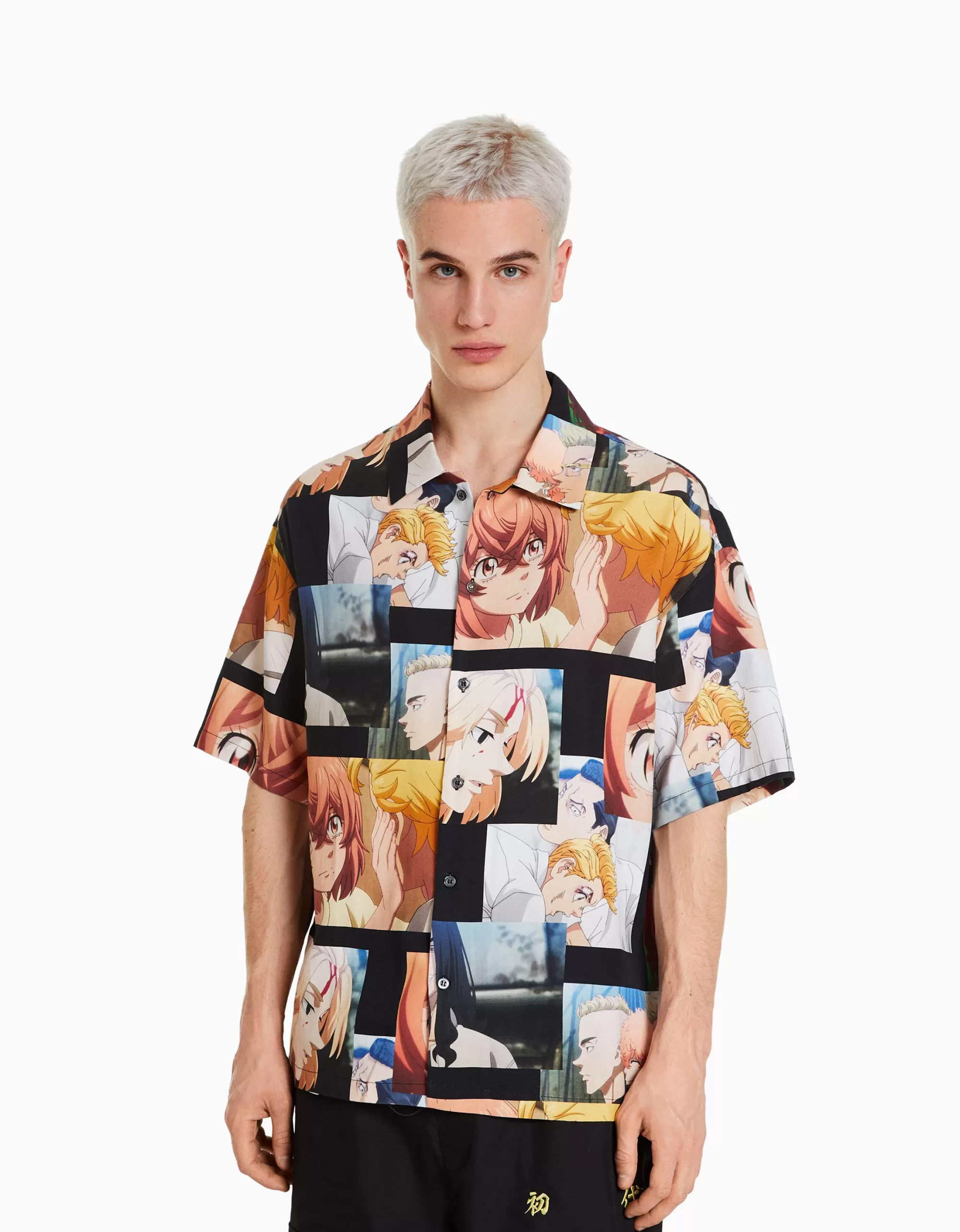 HOMBRE BERSHKA Camisa manga corta print TOKYO REVENGERS