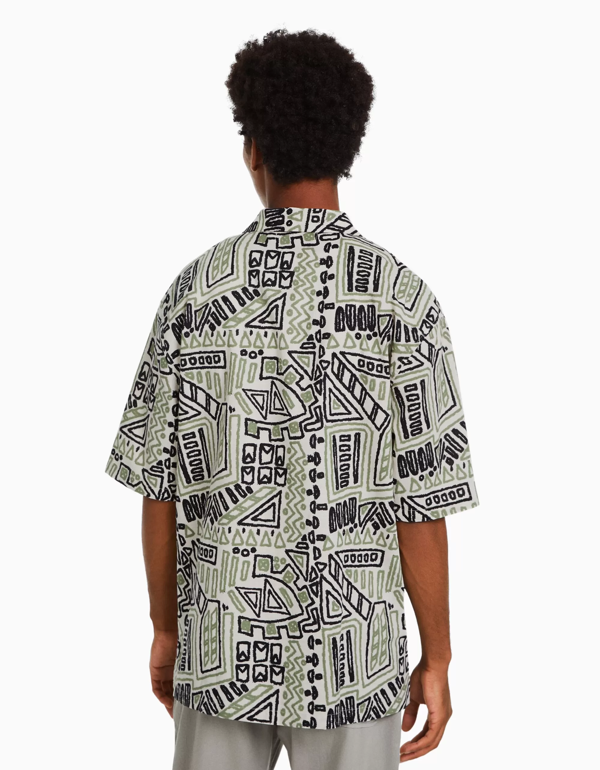 HOMBRE BERSHKA Camisa manga corta rústica