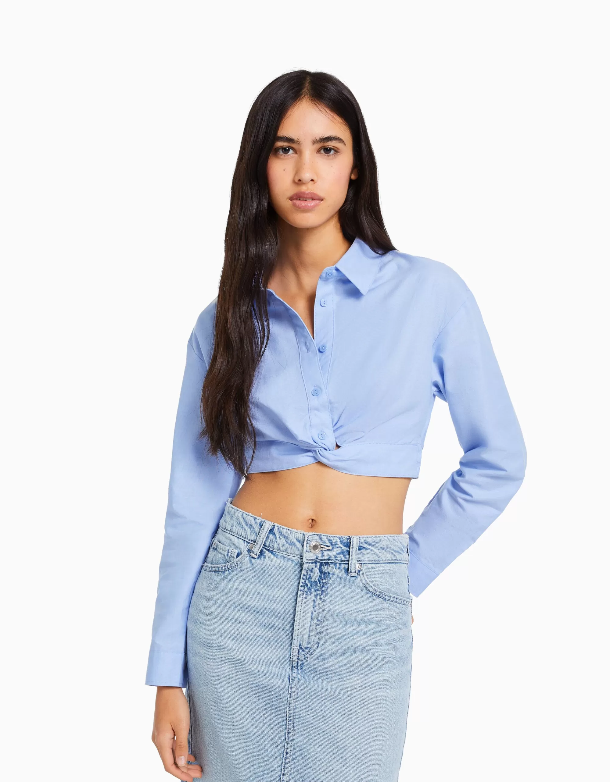MUJER BERSHKA Camisa manga larga detalle cruce delantero