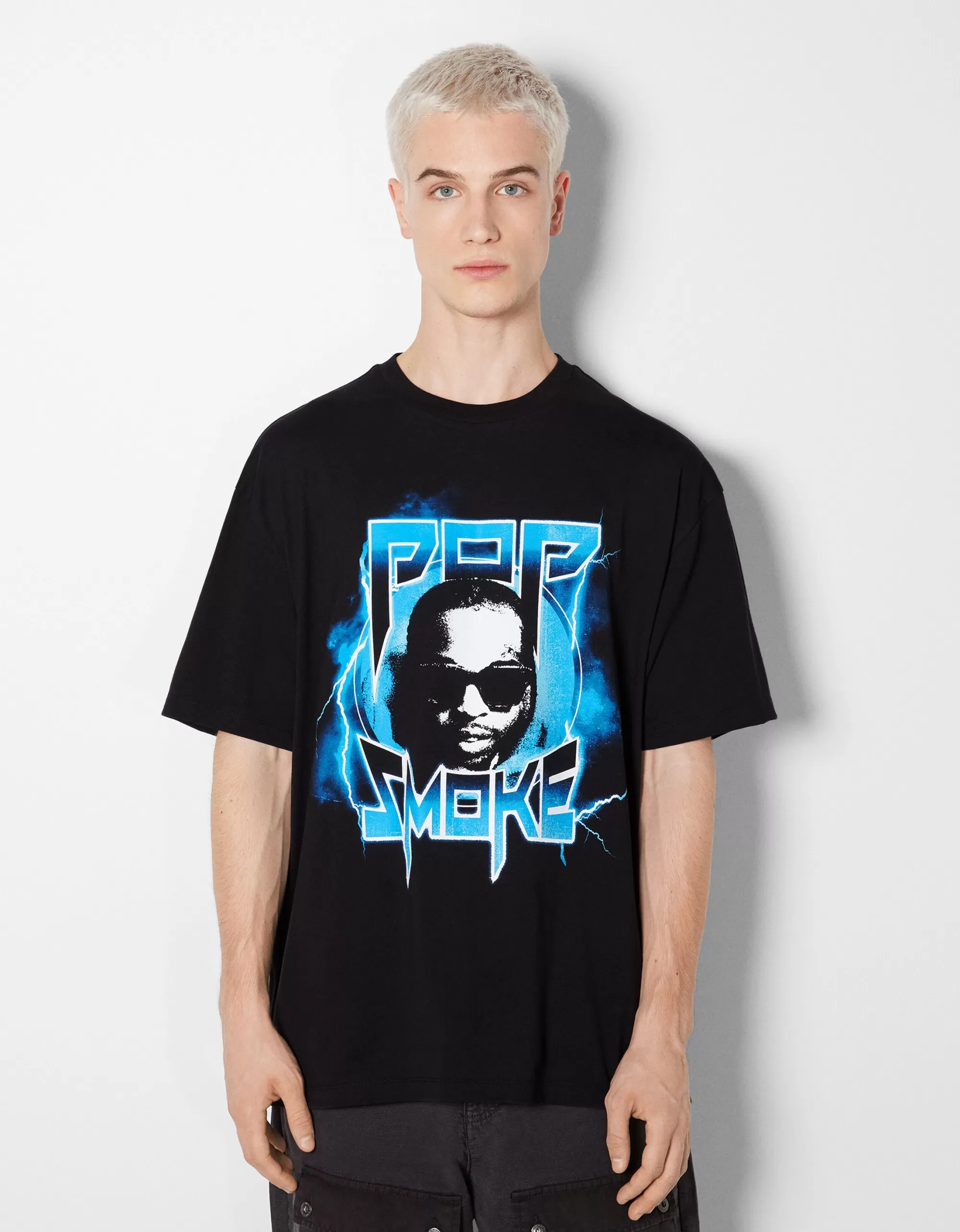 HOMBRE BERSHKA Camiseta boxy fit Pop Smoke