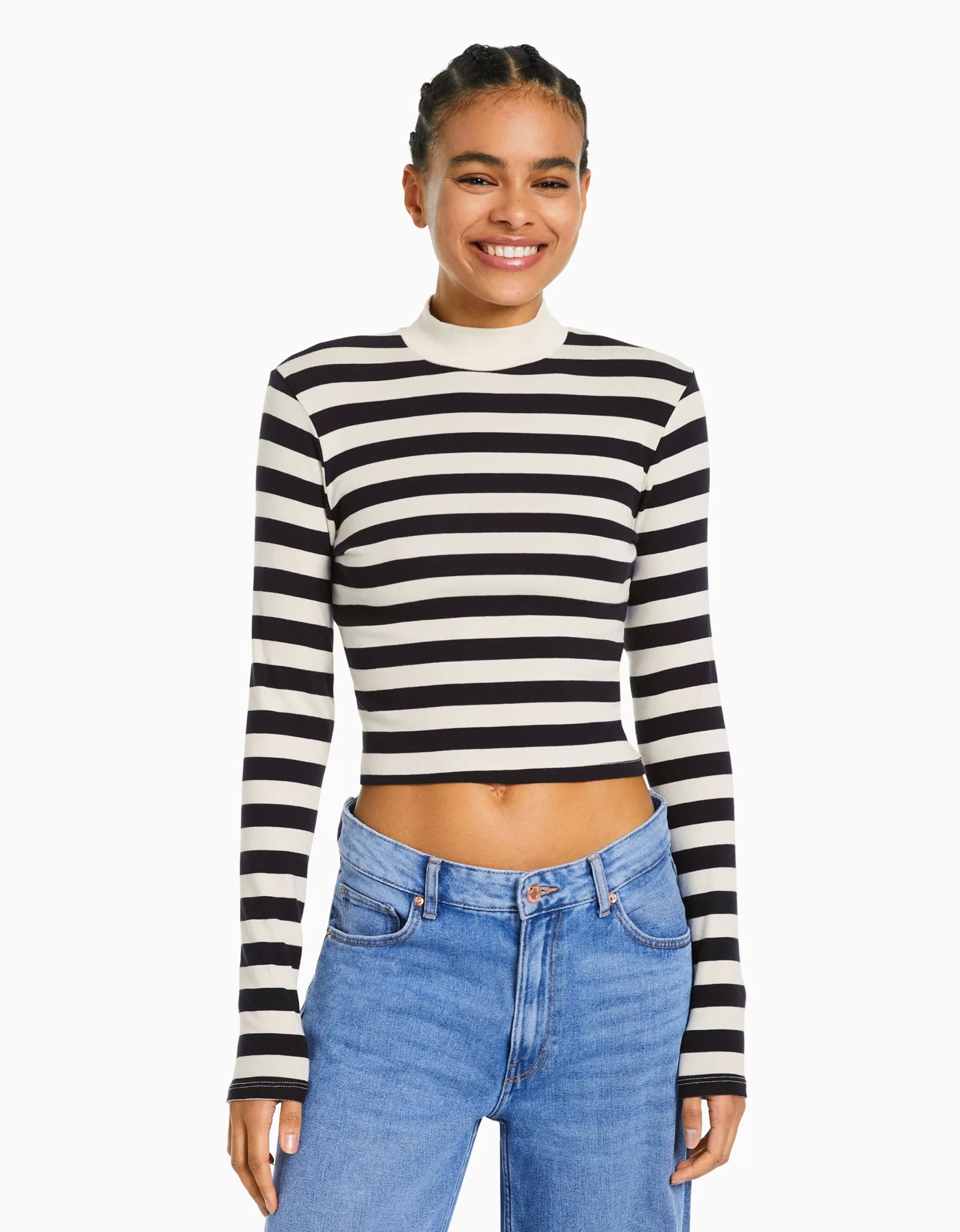 MUJER BERSHKA Camiseta cuello alto manga larga