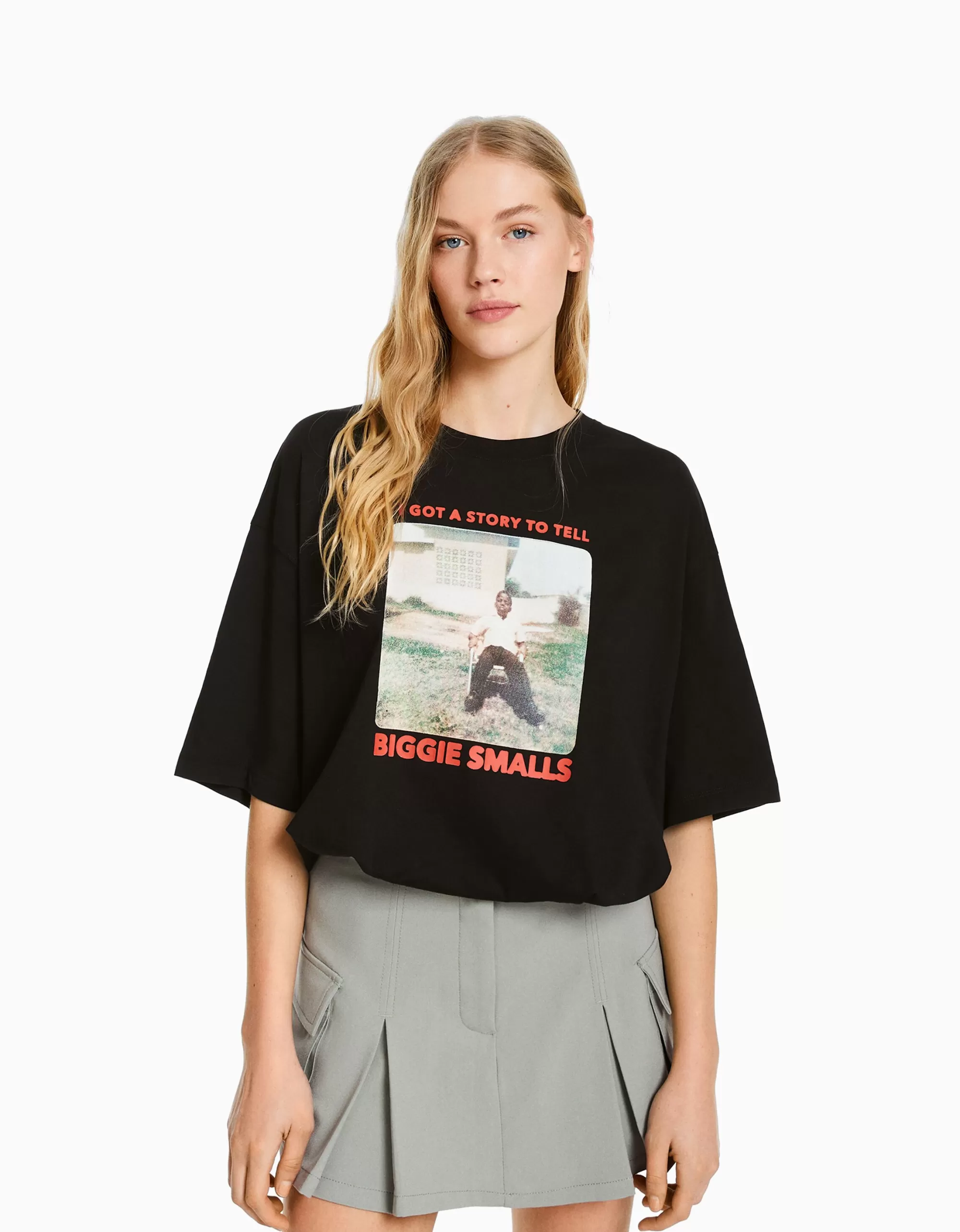 MUJER BERSHKA Camiseta manga corta boxy fit print The Notorious B.I.G.