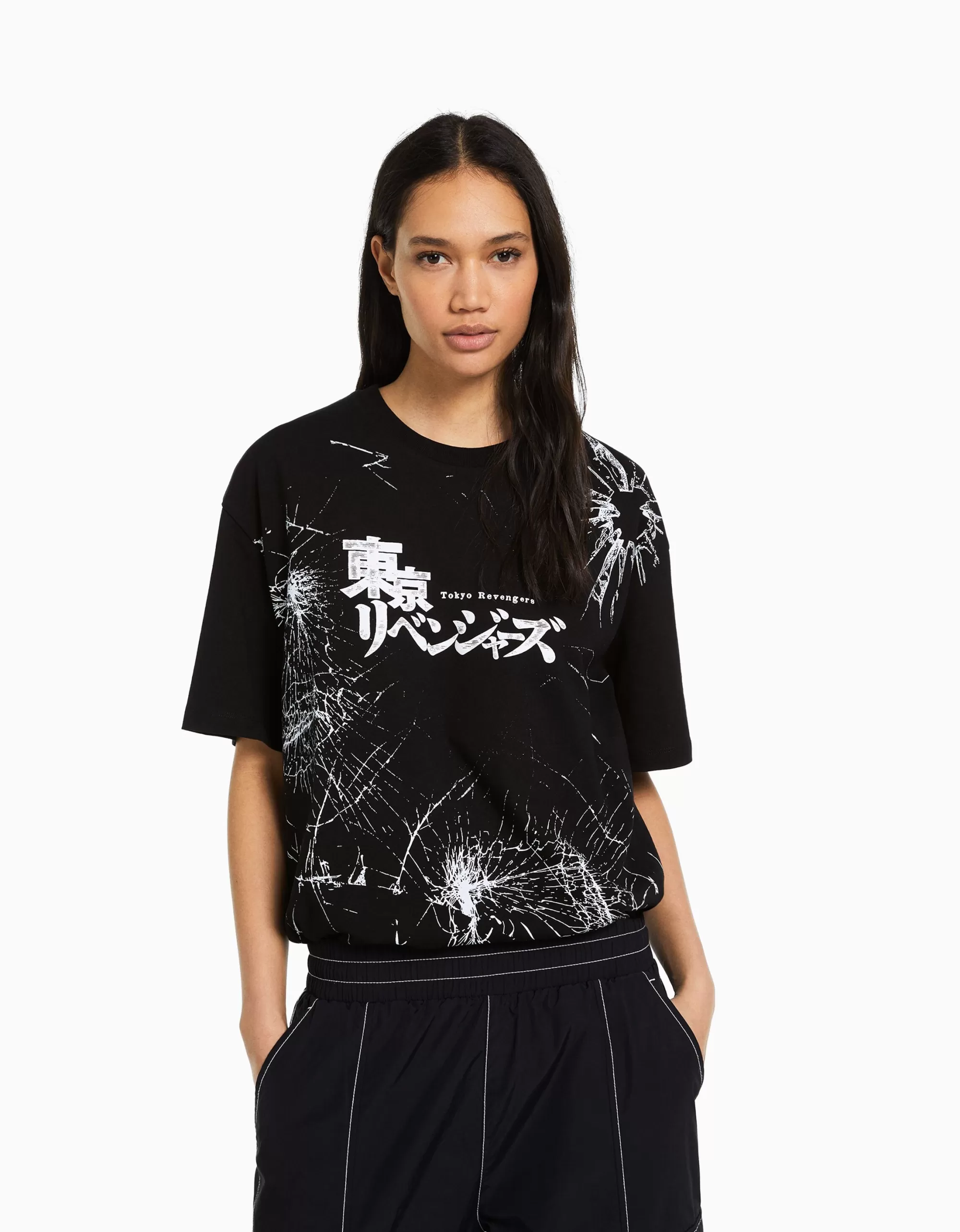 MUJER BERSHKA Camiseta manga corta boxy fit TOKYO REVENGERS