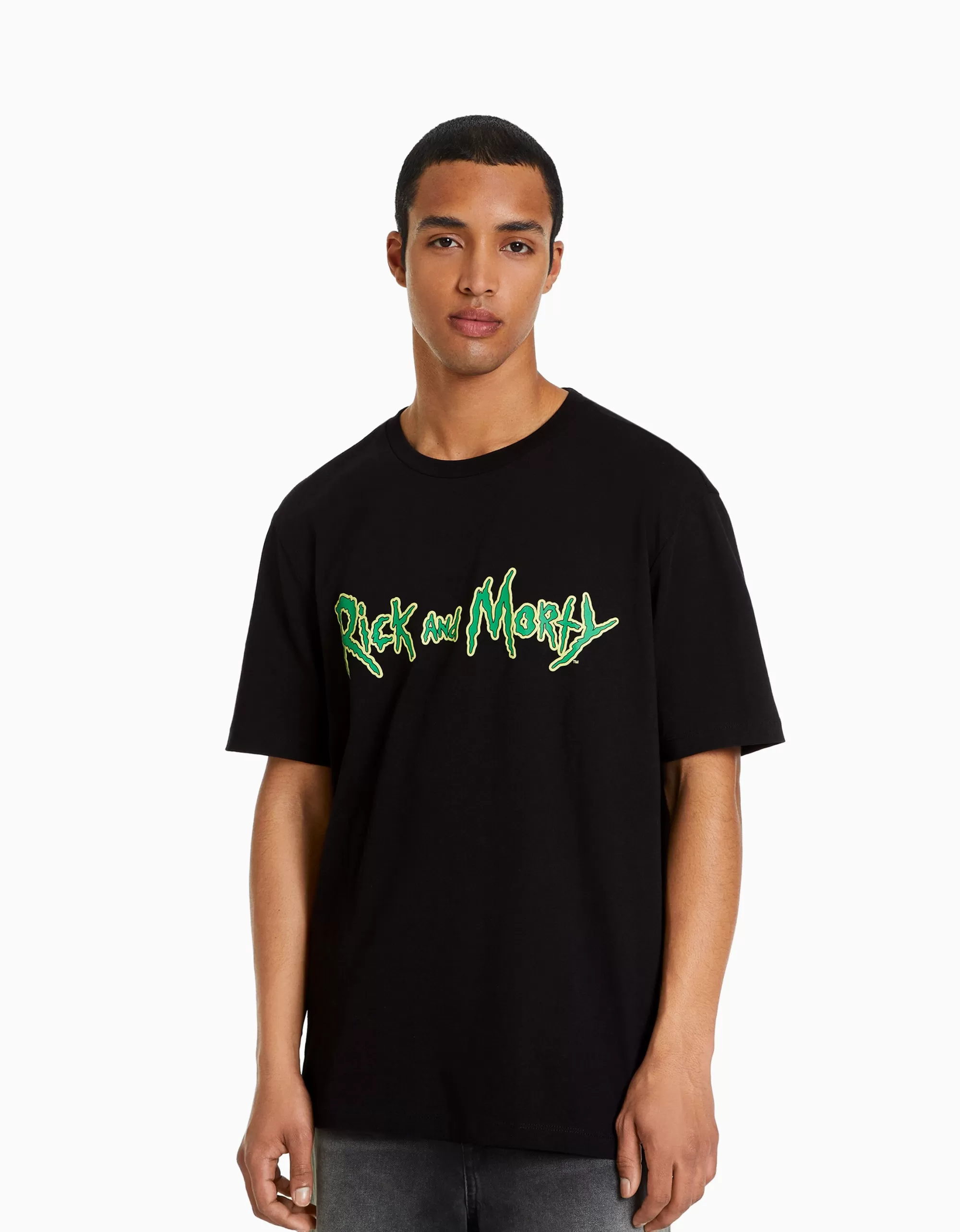 HOMBRE BERSHKA Camiseta manga corta regular fit print RickMorty