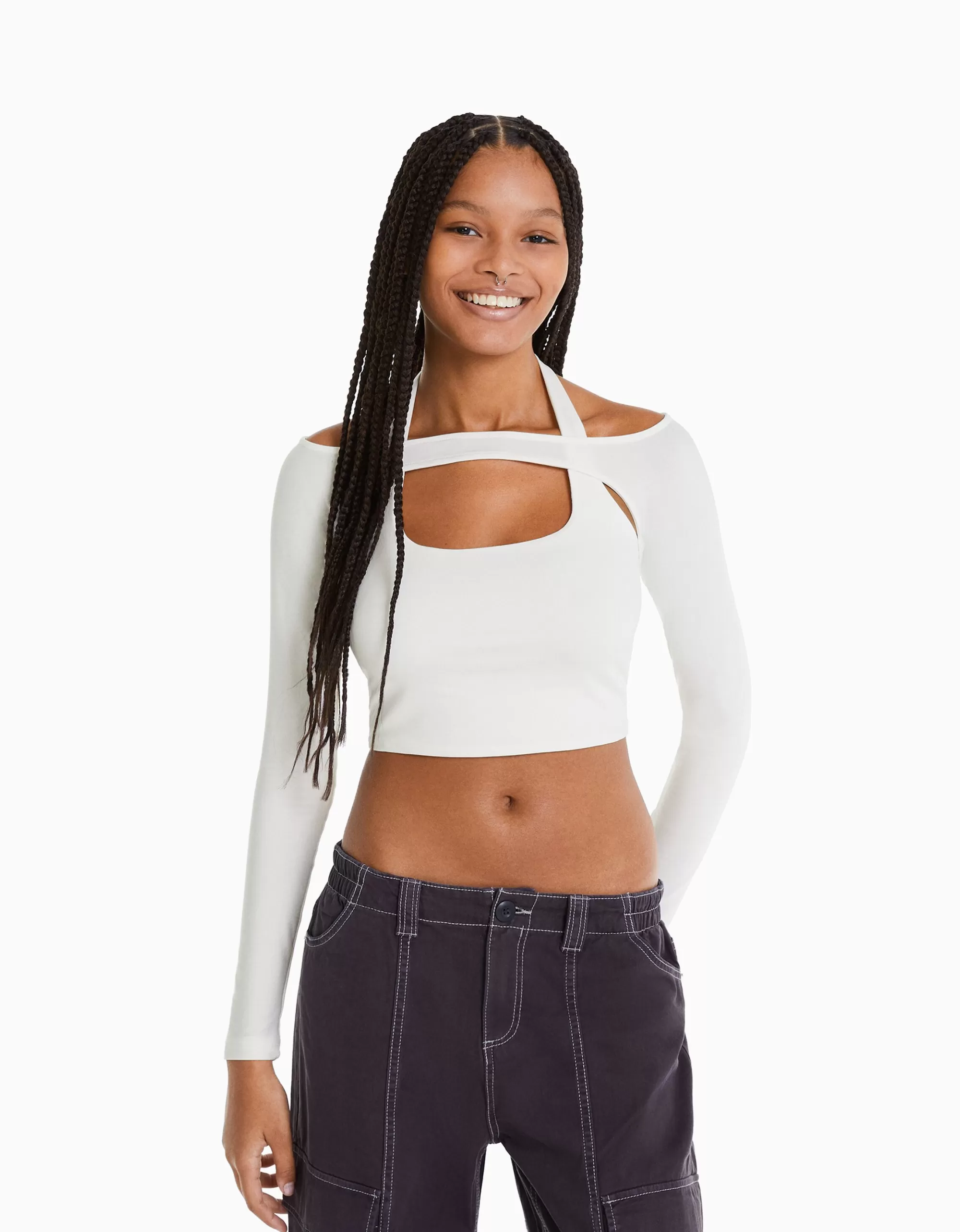 MUJER BERSHKA Camiseta manga larga detalle cuello