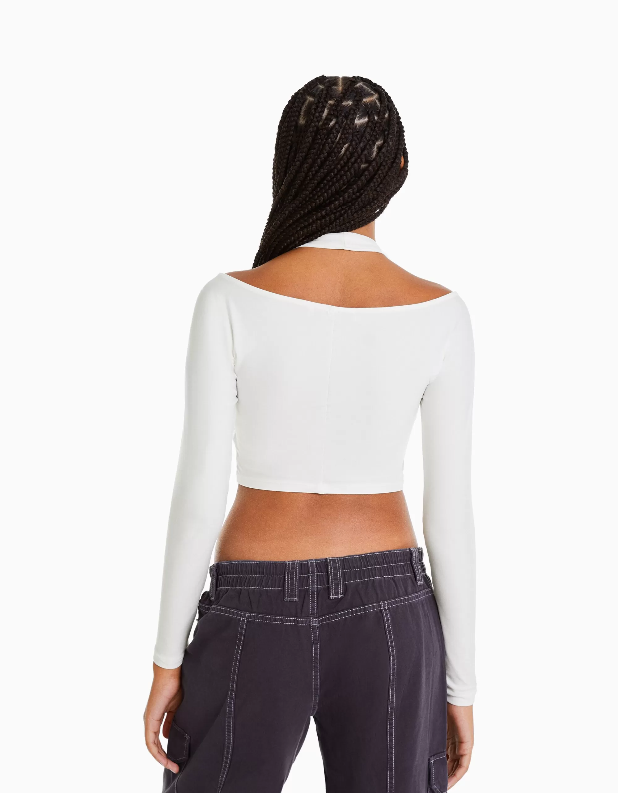 MUJER BERSHKA Camiseta manga larga detalle cuello