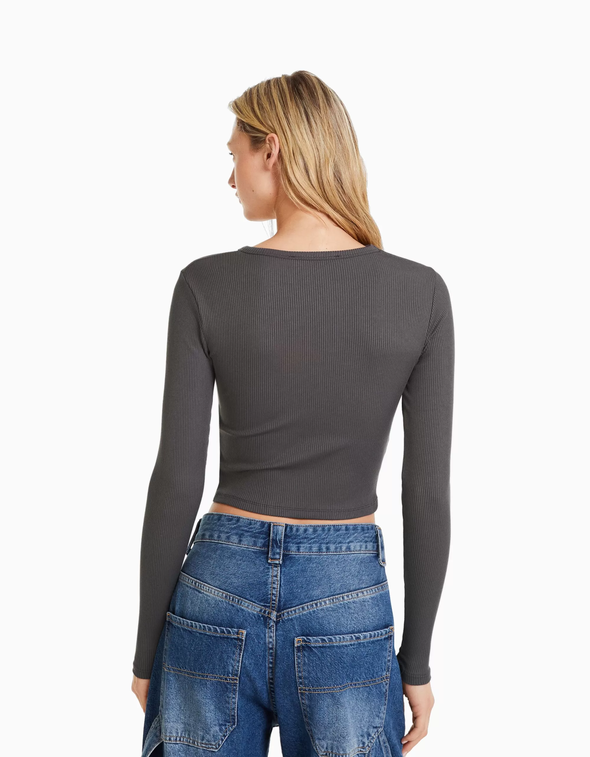 MUJER BERSHKA Camiseta manga larga escote asimétrico