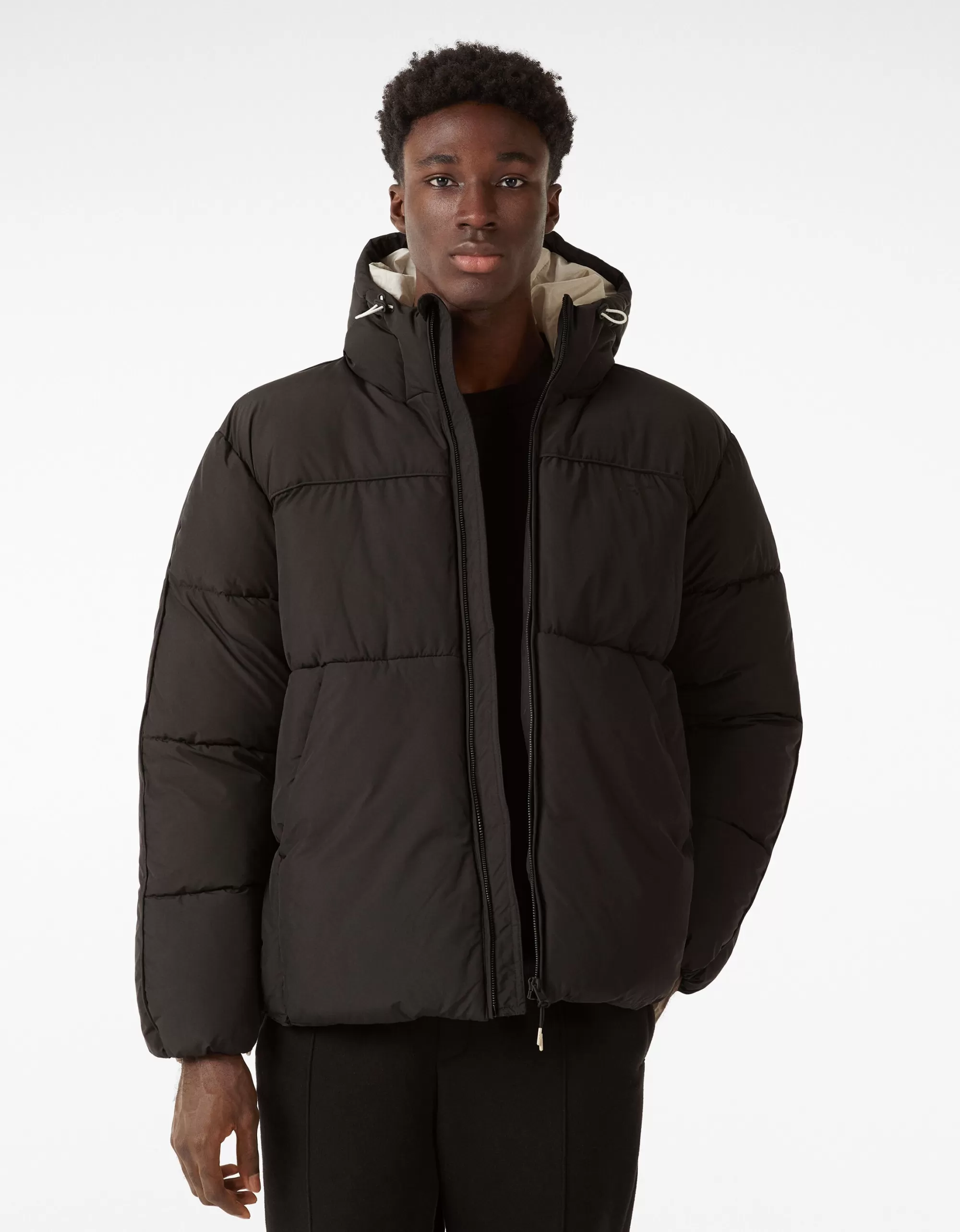HOMBRE BERSHKA Cazadora puffy capucha
