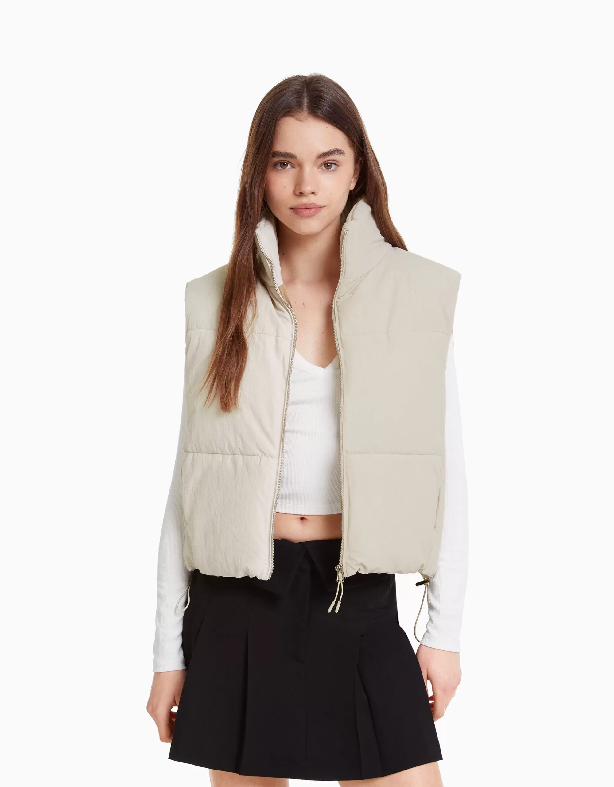 MUJER BERSHKA Chaleco puffy efecto nylon forro