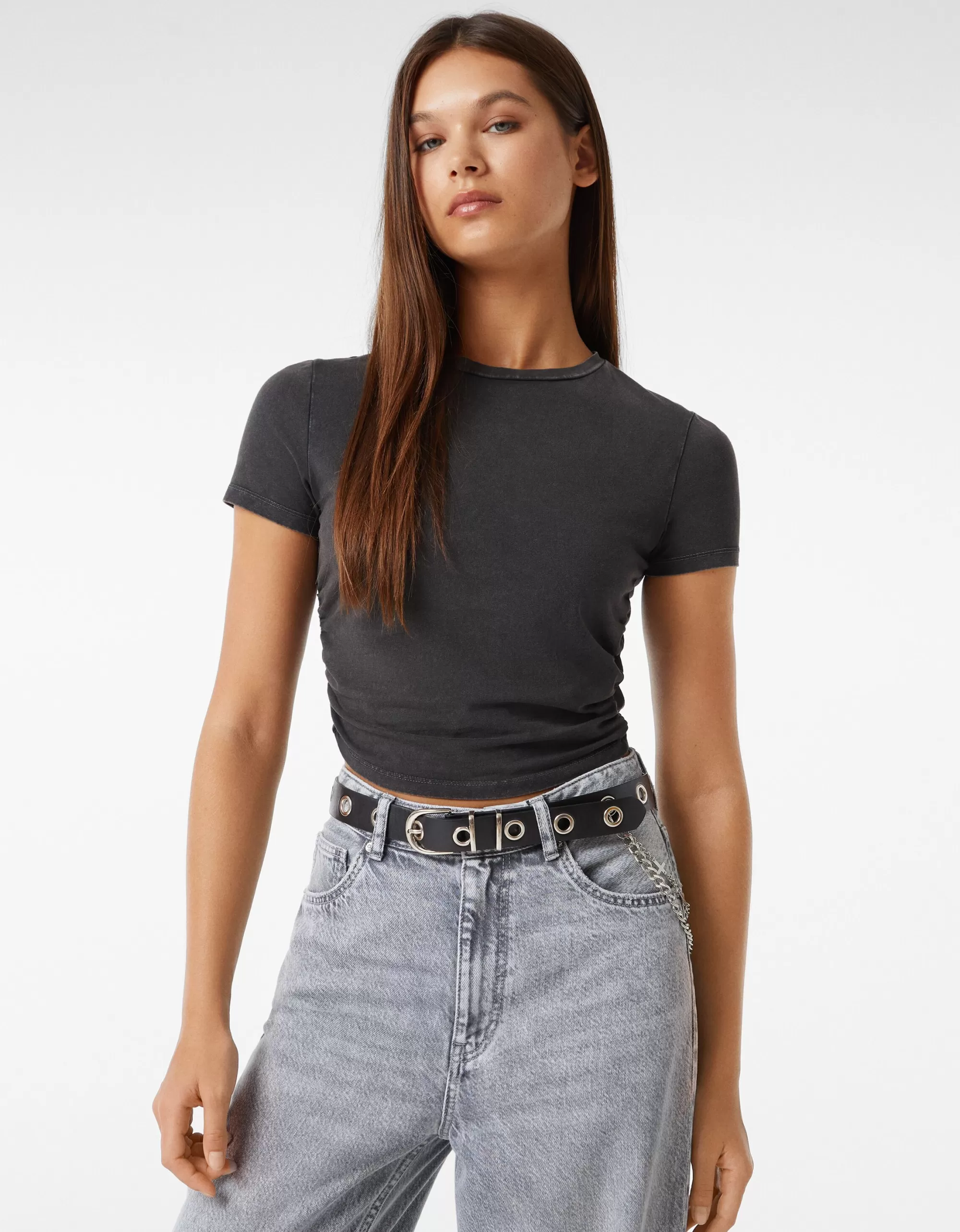 MUJER BERSHKA Cinturón cadena eyelets cruz