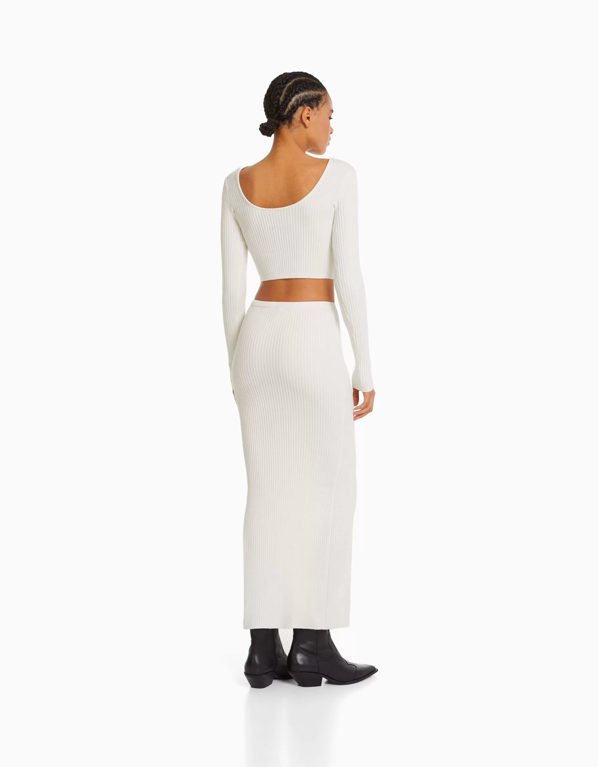 MUJER BERSHKA Falda midi punto rib