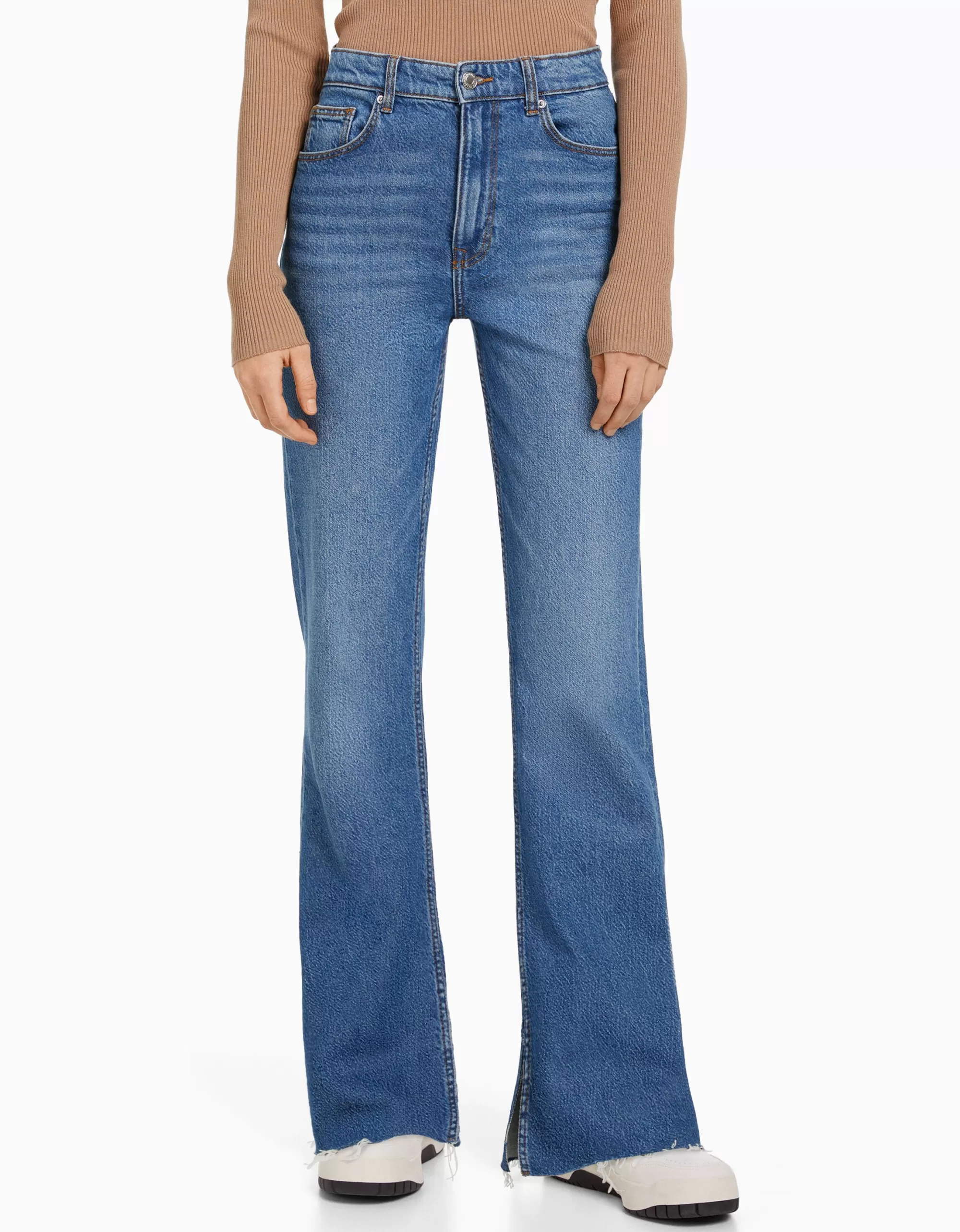 MUJER BERSHKA Jeans confort abertura lateral