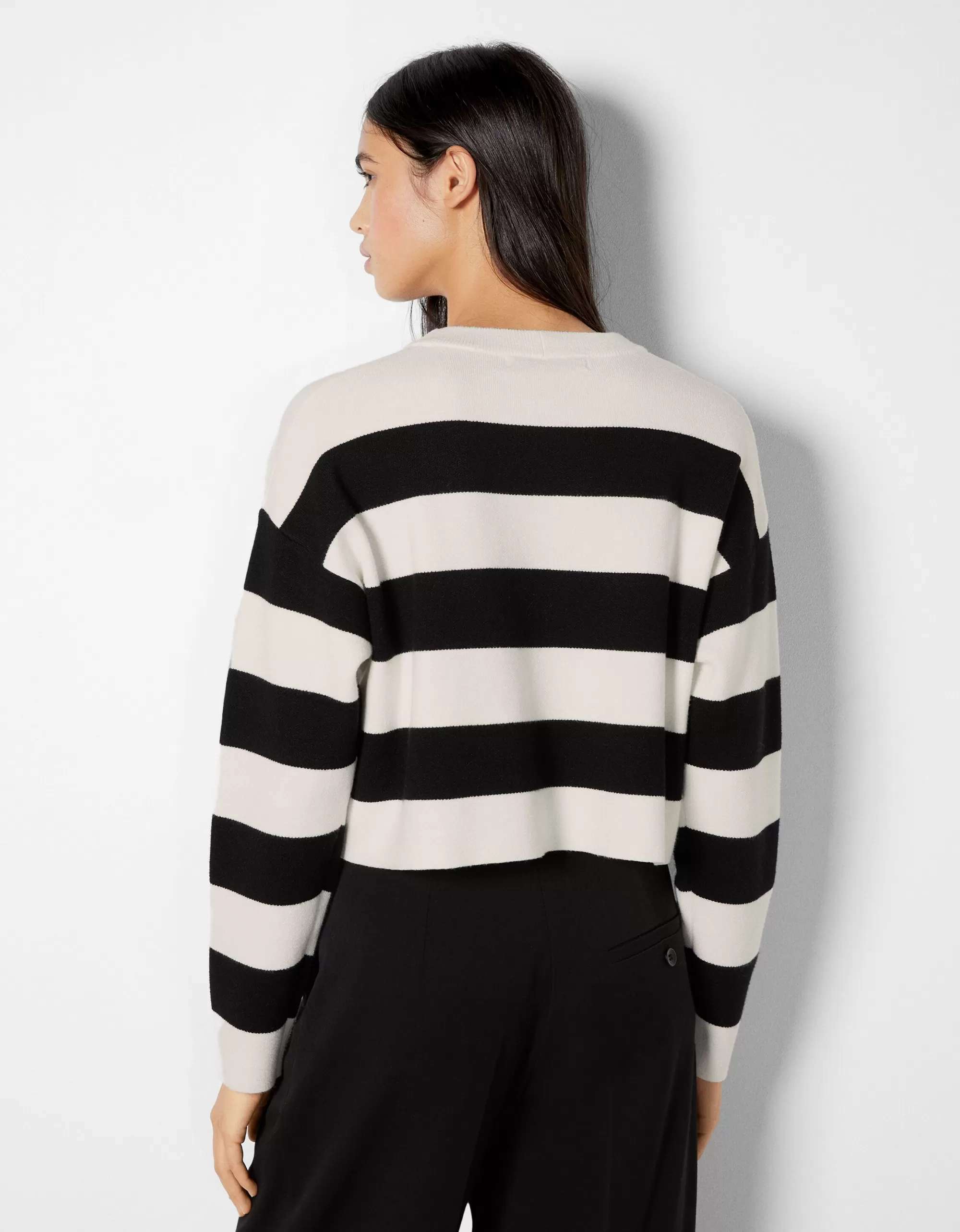 MUJER BERSHKA Jersey cuello redondo punto