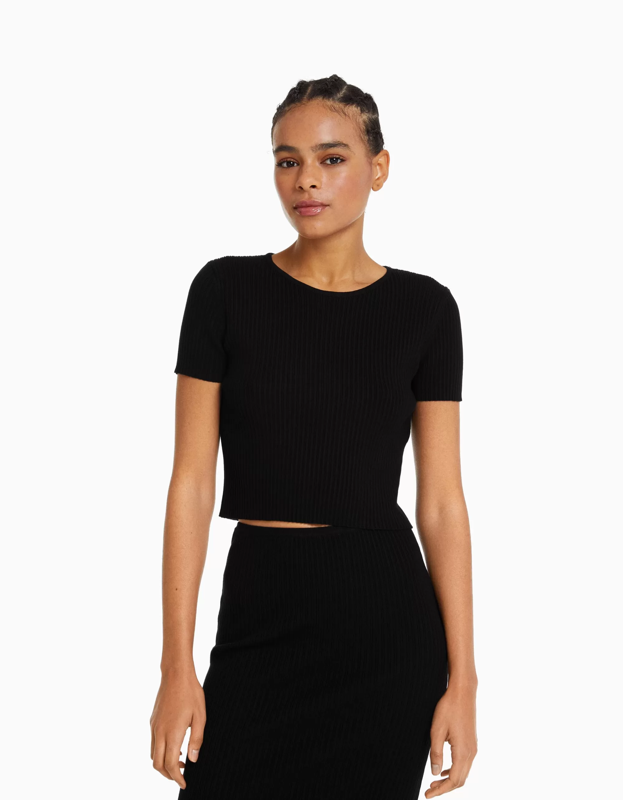 MUJER BERSHKA Jersey manga corta rib espalda abierta