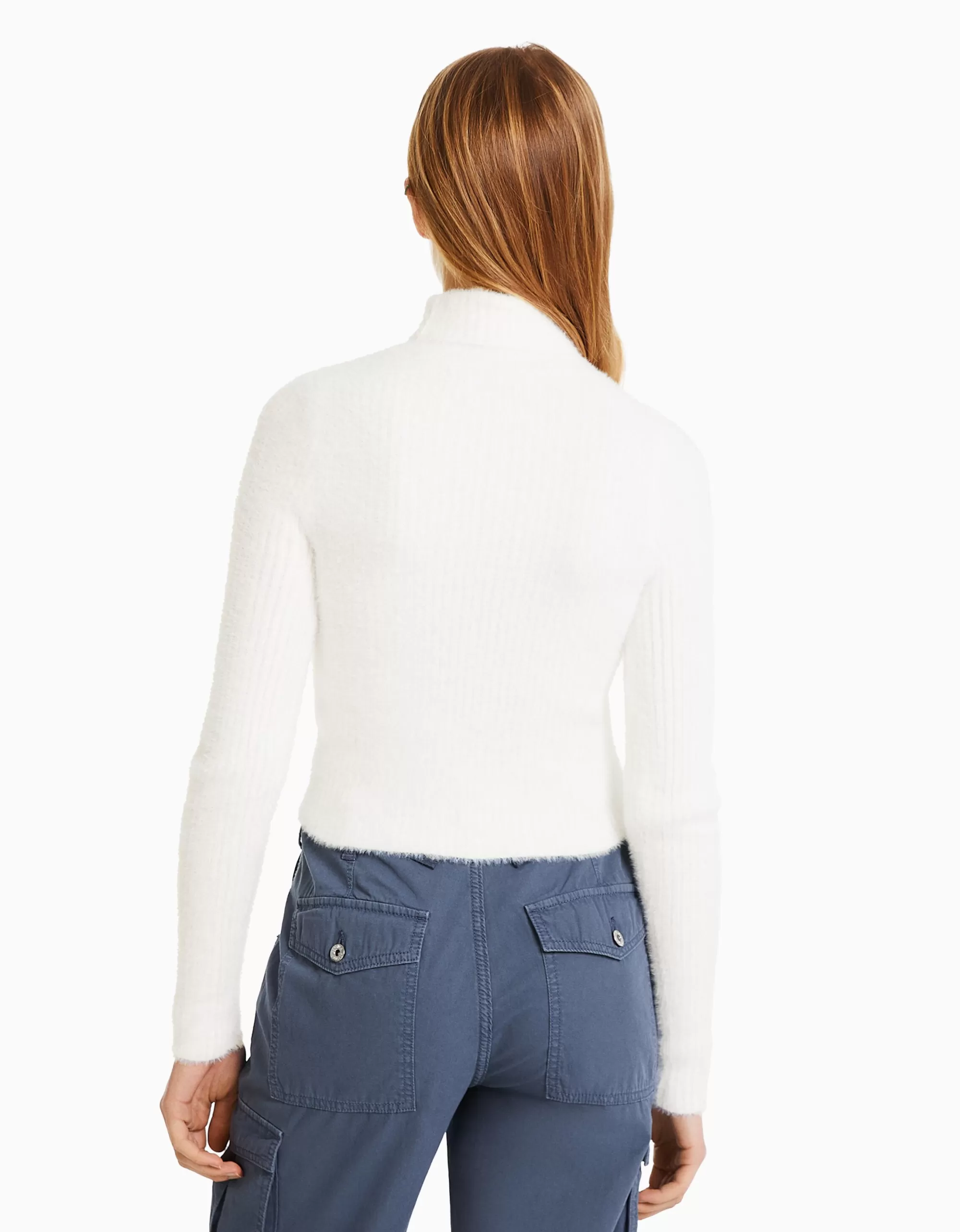 MUJER BERSHKA Jersey pelo cuello vuelto