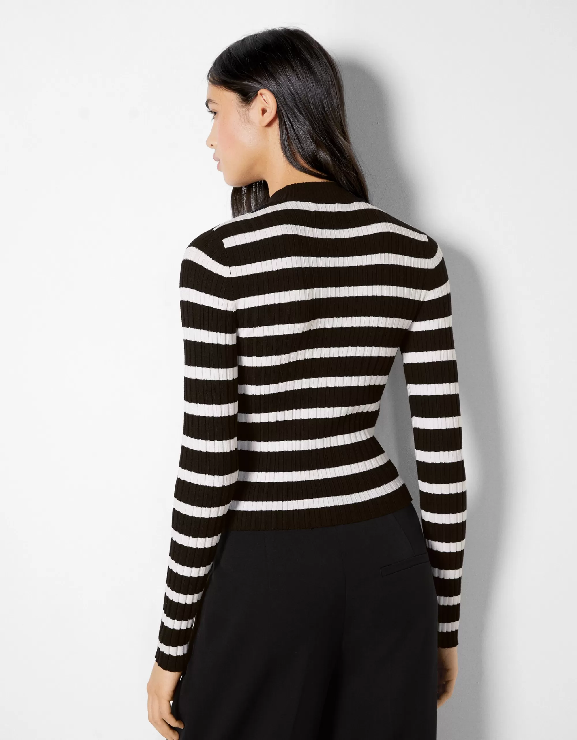 MUJER BERSHKA Jersey rib cuello alto