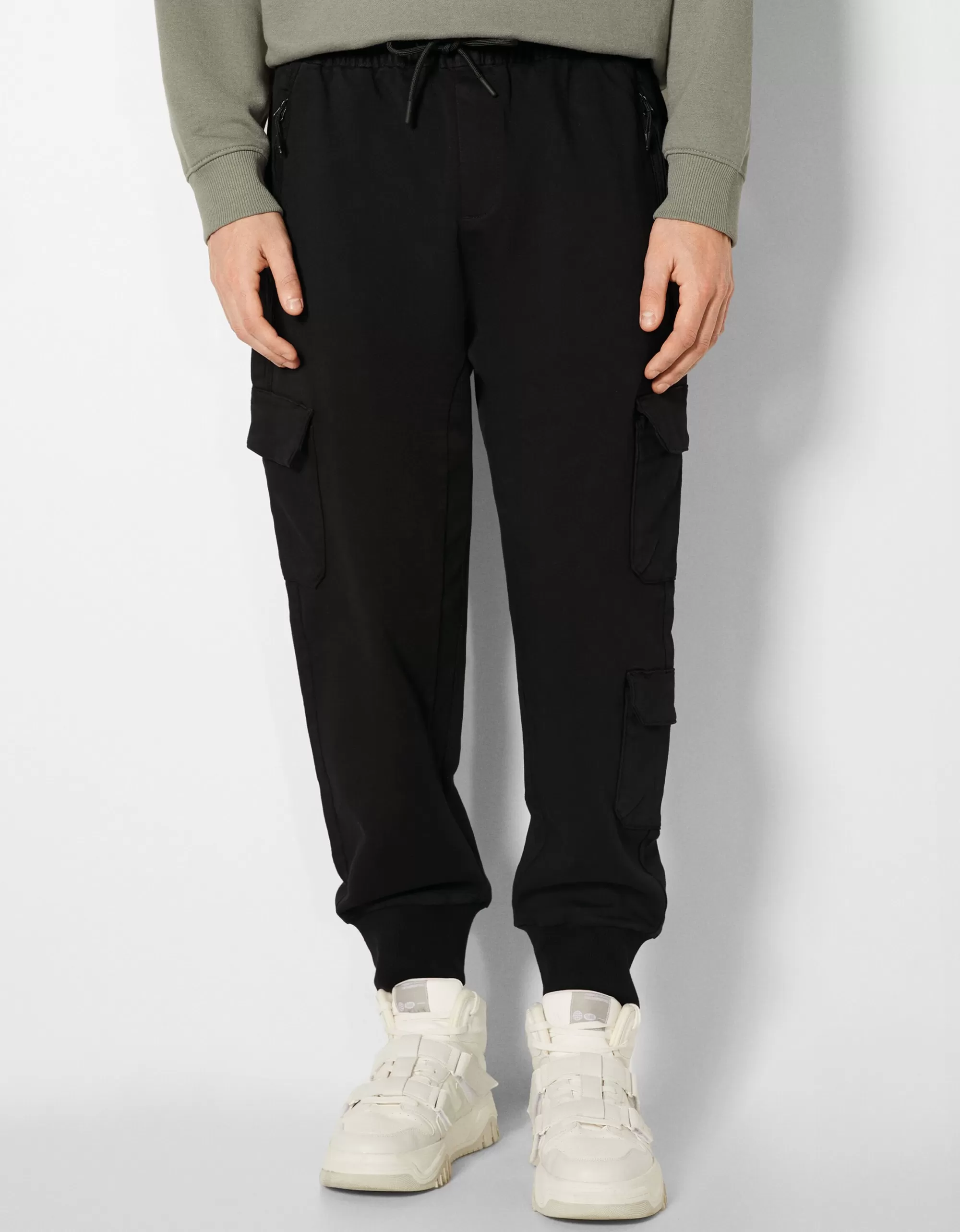 HOMBRE BERSHKA Pantalón jogger cargo slim
