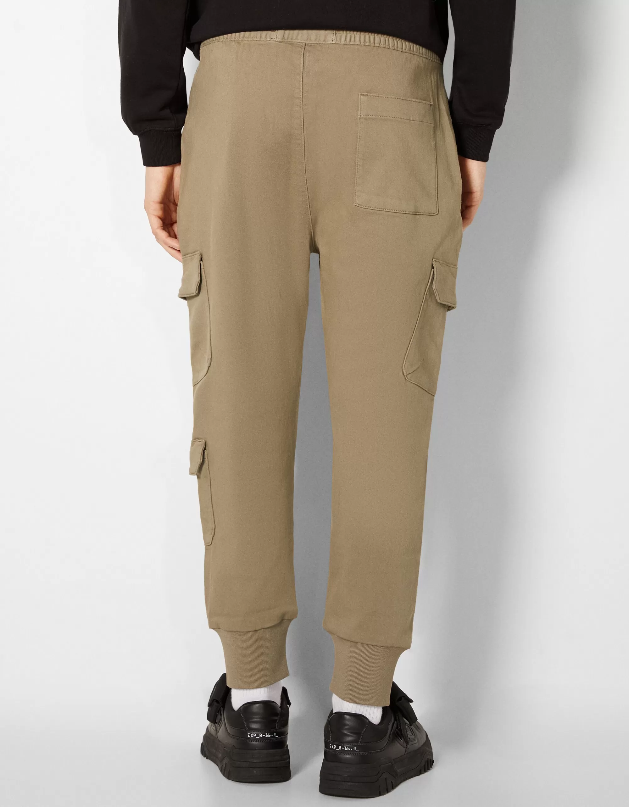 HOMBRE BERSHKA Pantalón jogger cargo slim