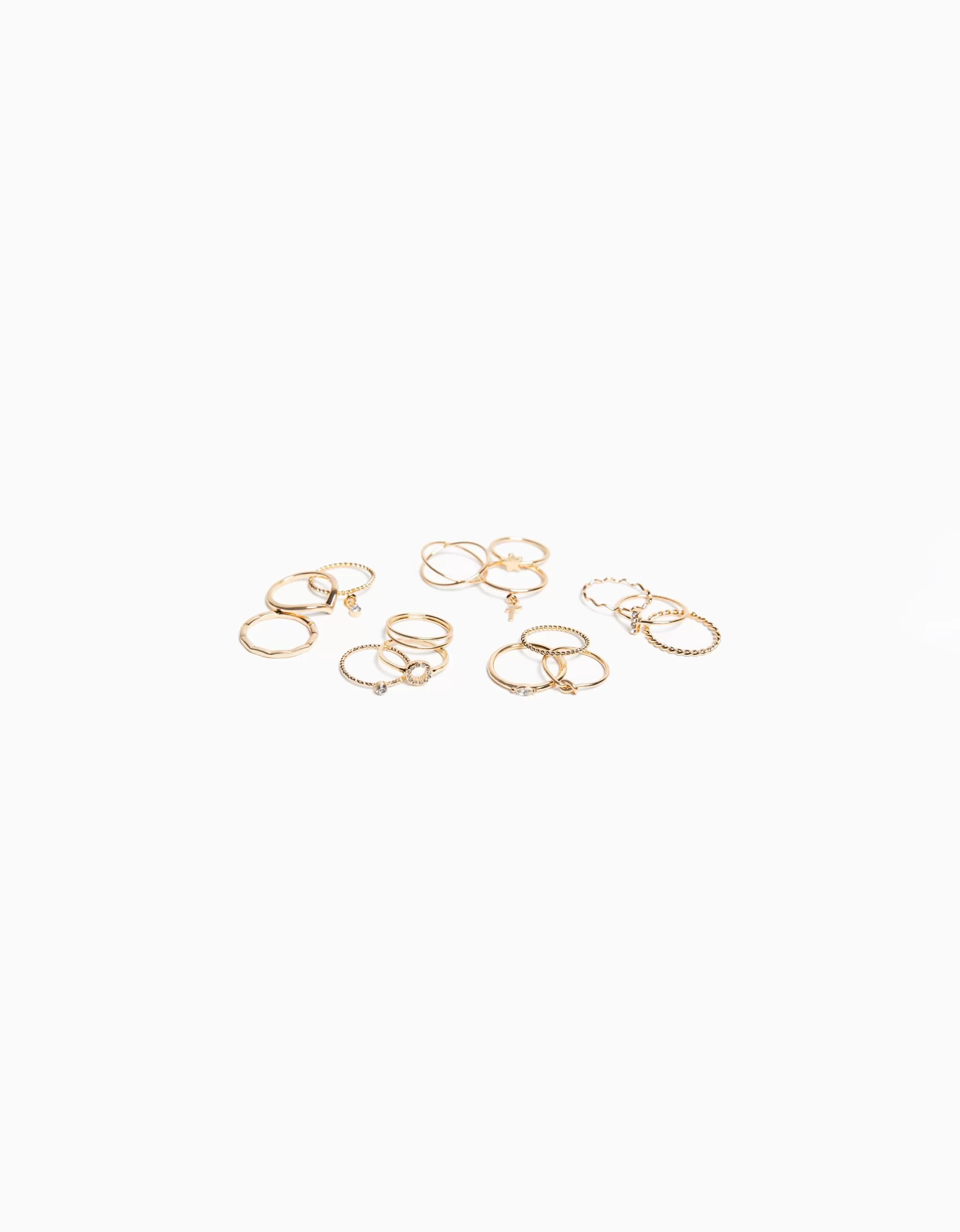 MUJER BERSHKA Set 15 anillos minimal