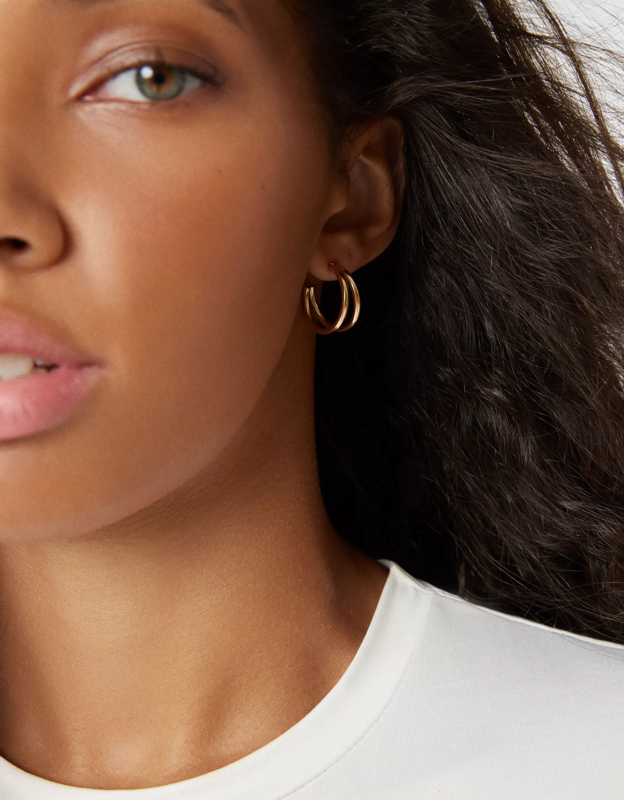 MUJER BERSHKA Set 9 pendientes aros corazón