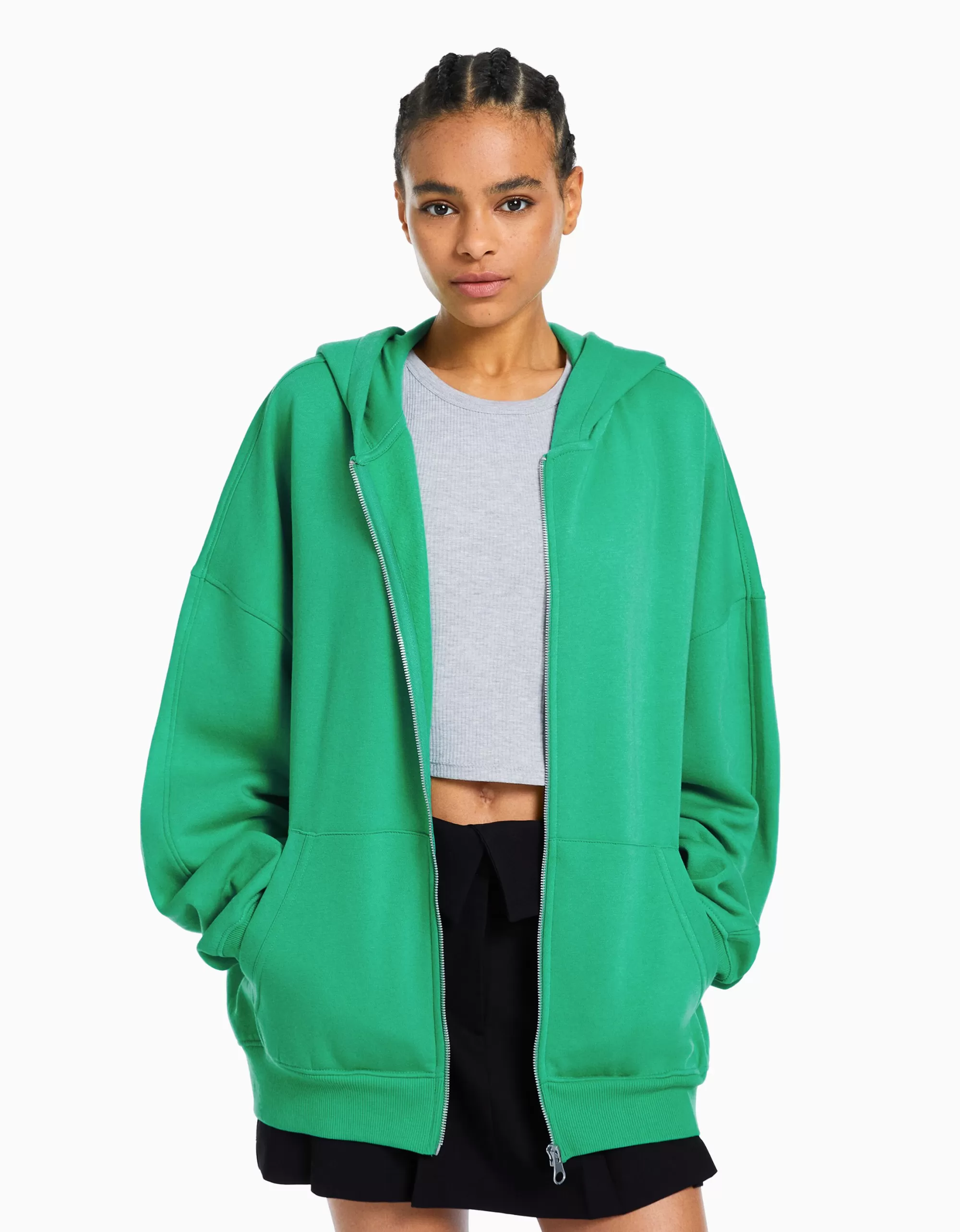 MUJER BERSHKA Sudadera cremallera capucha oversize